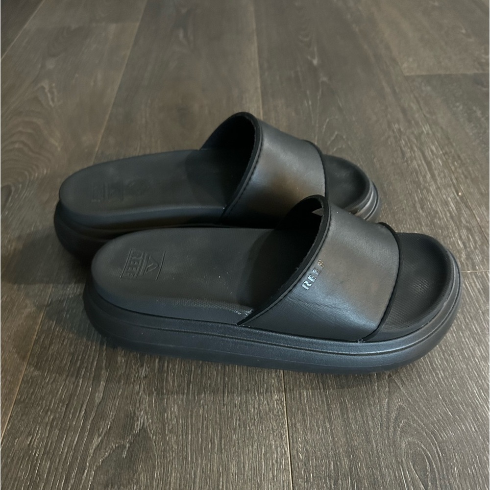 Reef Cushion Bondi Bay Platform Slide Sandals